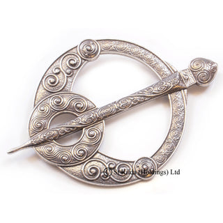 Battersea Celtic Penannular Plaid Brooch