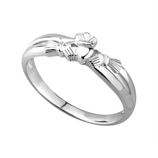 STERLING SILVER CLADDAGH KISS RING