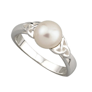 STERLING SILVER FRESH WATER PEARL TRINITY KNOT RING