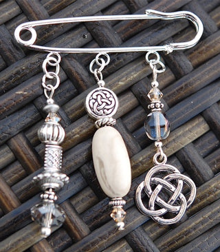 Ulster Marble with Celtic Knot Pin